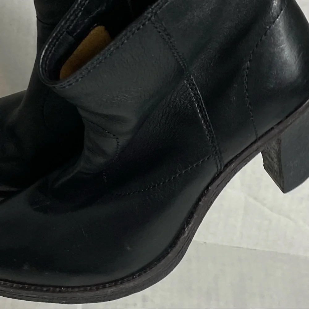 Johnston & Murphy Ankle Heel Bootie Leather Boots - Picture 9 of 13